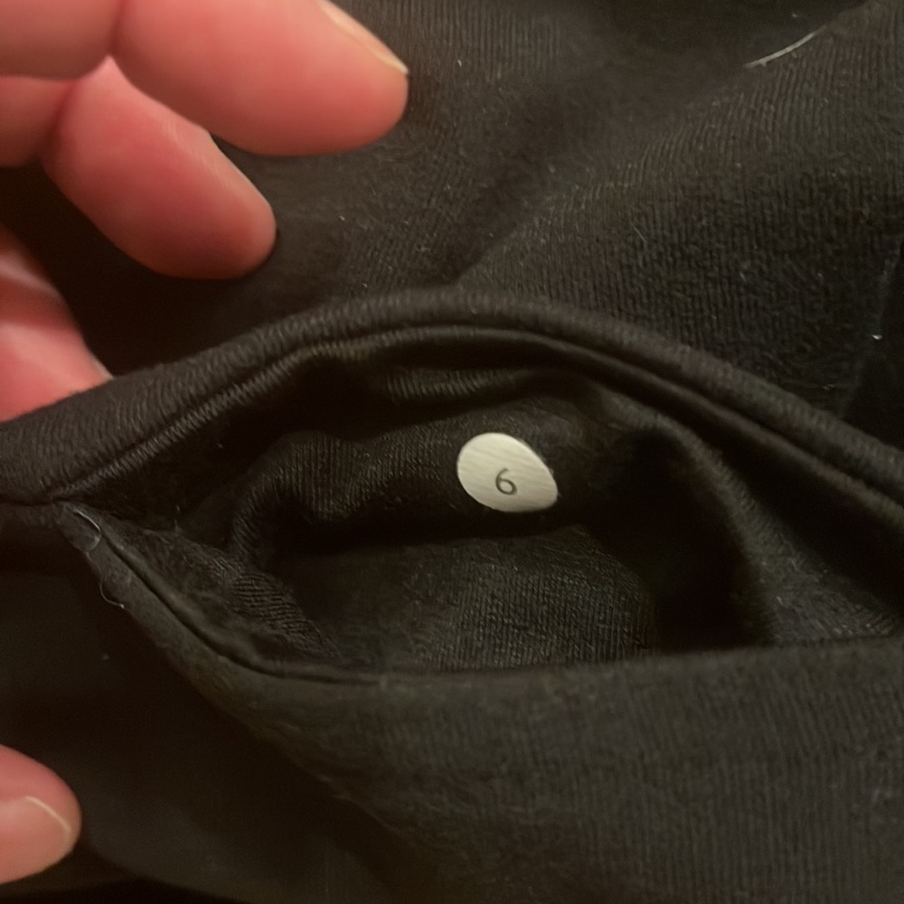 Lululemon Black Reversible Leggings Size 6 - Picture 6 of 6